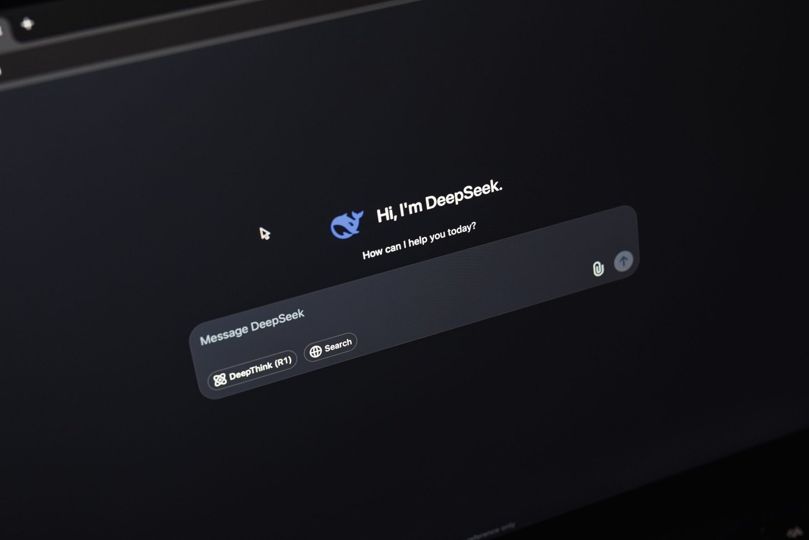 Edición de video con inteligencia artificial, subtítulos automáticos y voz generada